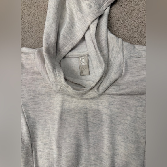 Lot Athleta Girl wrap and hoodie - Picture 3 of 9